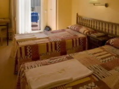 Central Normandie Hotel *